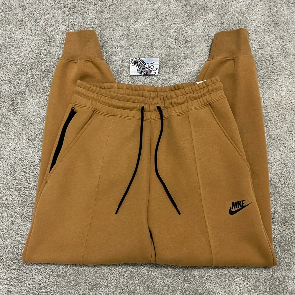 New Nike Tech Fleece Pants Flax Brown Jogger Sweatpants Sportswear Mid Rise - Picture 3 of 8